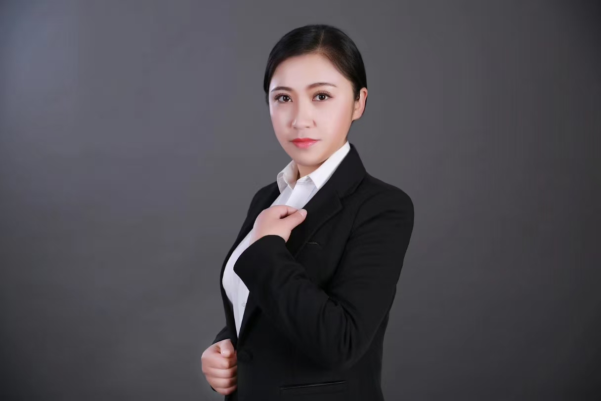 赵燕梅律师形象照